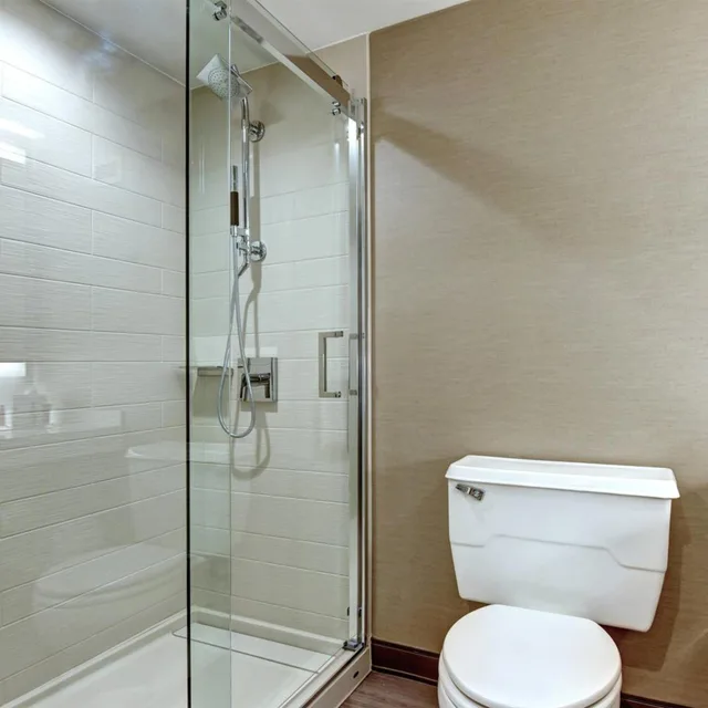 Room, King Bed, Sofa, Concierge Level، Tulsa Marriott Southern Hills 6/6