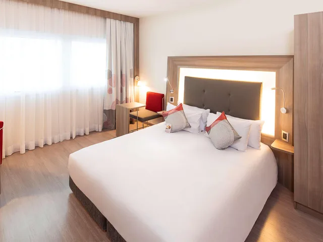 Room, Double Bed, Novotel Santos Gonzaga 2/4