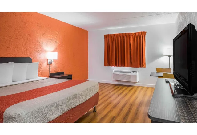 غرفة بسرير كوين، Motel6 Prospect Heights, IL 5/9