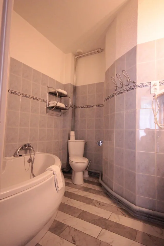 غرفة بسريرين منفصلين، Hotel Des Arts 6/6