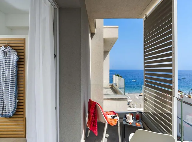 Superior, Triple, Lateral Side Sea View, Albatros Beach Hotel 4/4