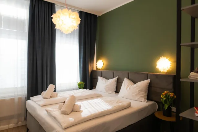 Standard, Double Bed, Florum Hotel (Ex Tabor Hotel) 2/6