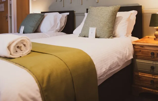 غرفة قياسية بسريرين منفصلين، The Stag Hotel 10/10