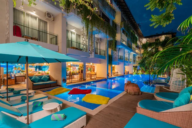 Manukrawa, Queen Bed، Jimbaran Bay Beach Resort & Spa by Prabhu 1/2