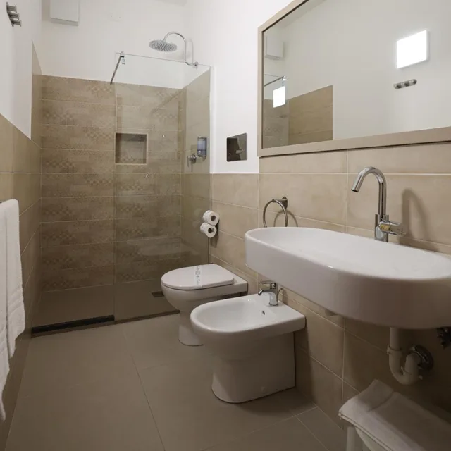 غرفة بسرير مزدوج بإطلالة على البحر، Hotel Villa de Pasquale 6/7