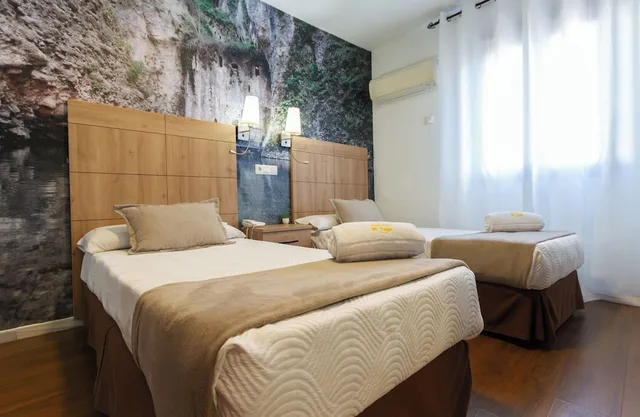 غرفة قياسية بسريرين منفصلين، Hotel El Tajo and Spa 7/10