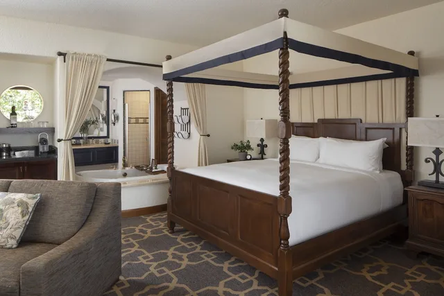 جناح بسرير كينج مع أريكة، Fairmont Sonoma Mission Inn & Spa 1/4