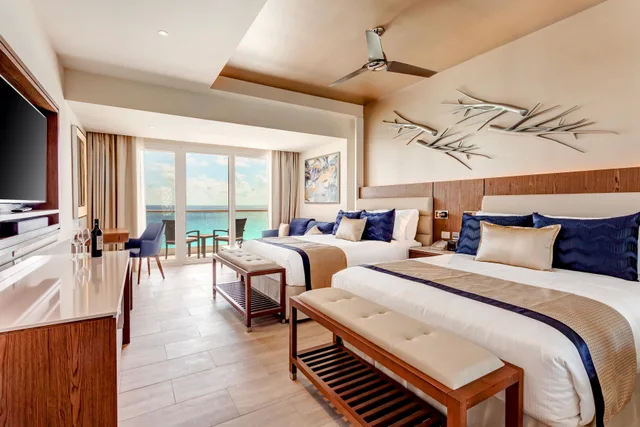 جناح سوبيريور بإطلالة على البحر، Royalton CHIC Cancun, An Autograph Collection (ex Royalton Cancun) 3/5