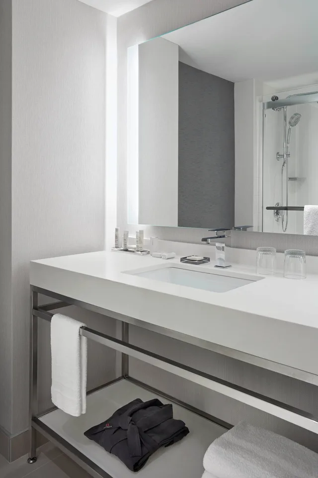 غرفة كلوب بسريرين مزدوجين، Halifax Marriott Harbourfront Hotel 6/9