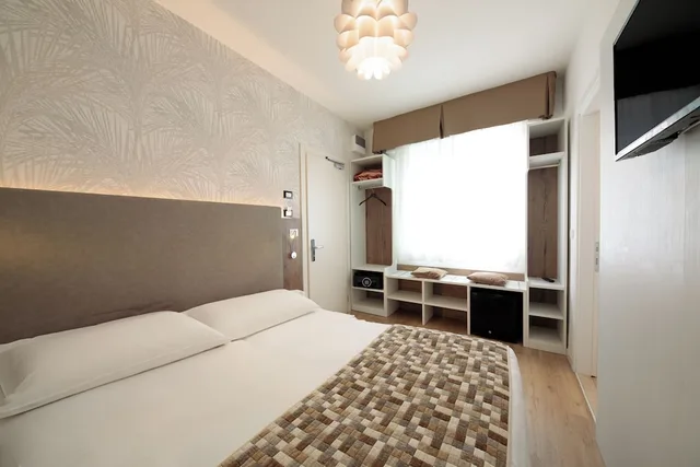 غرفة اقتصادية بسرير مزدوج، Hotel Derby 1/4