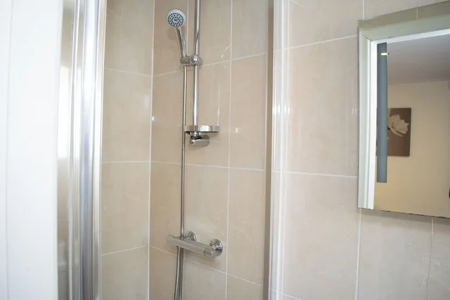 Family, 1 Double and 1 Single Bed, Royal Square Hotel - NEC & Birmingham Airport 6/7