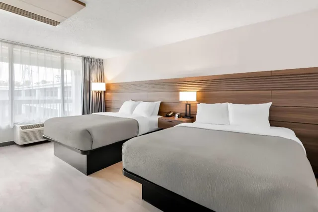 غرفة بسريرين كوين، Quality Inn & Suites Wytheville 1/8