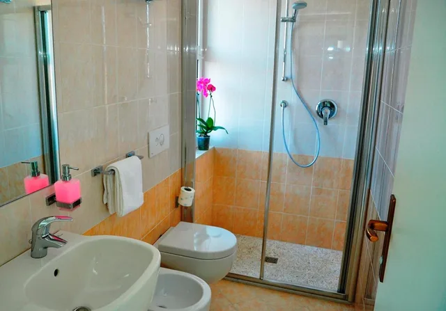 غرفة صغيرة مزدوجة، Hotel Lugano 7/10