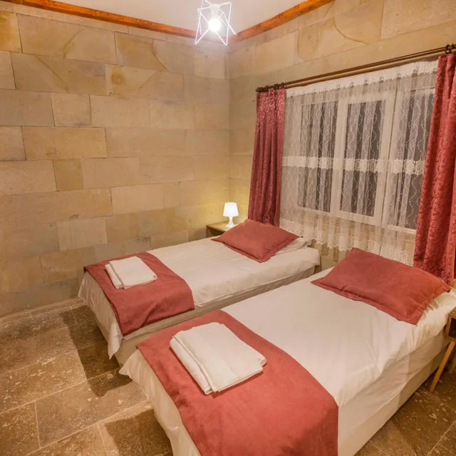 غرفة اقتصادية بسرير مزدوج، Capiedra Hotel 4/10