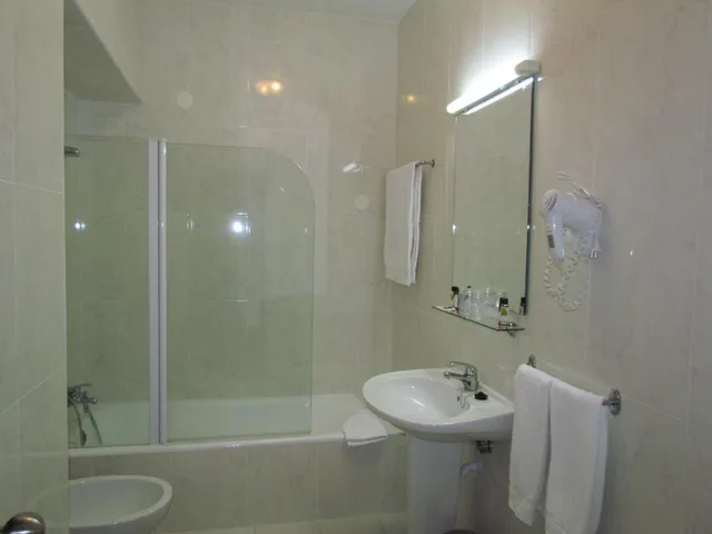 غرفة قياسية ثلاثية، Vera Cruz Residential 4/5