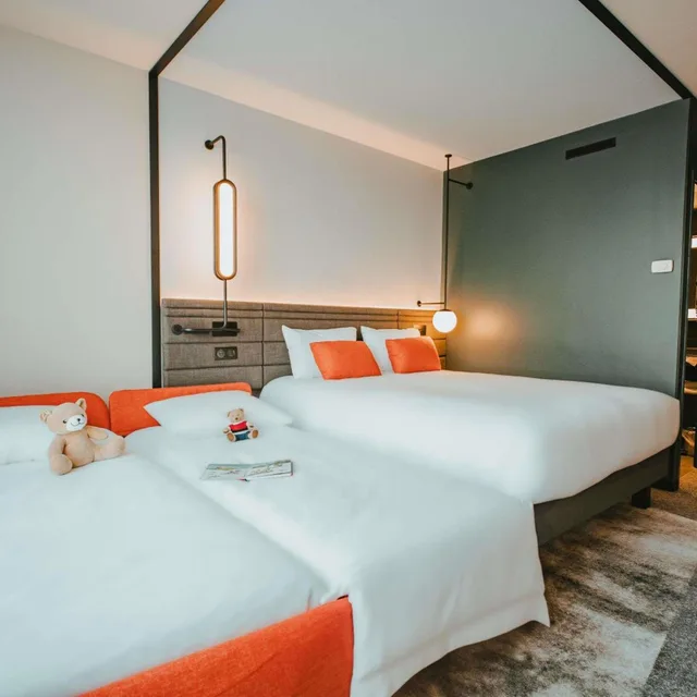 غرفة كلاسيكية بسرير مزدوج مع أريكة، NOVOTEL LENS NOYELLES 3/10