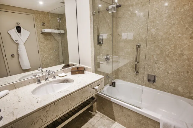 غرفة سوبيريور بسرير كينج، SOFITEL BRISBANE CENTRAL 6/8