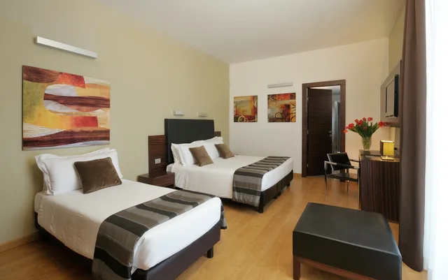 غرفة قياسية ثلاثية، Hotel Trevi Collection 2/8
