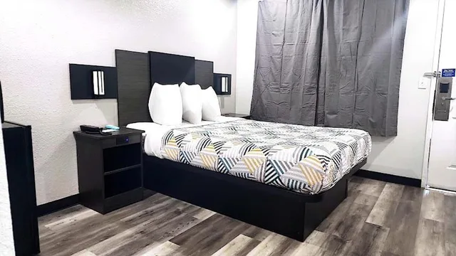 غرفة بسرير كوين لغير المدخنين، Motel6 Seattle, WA - South 3/10