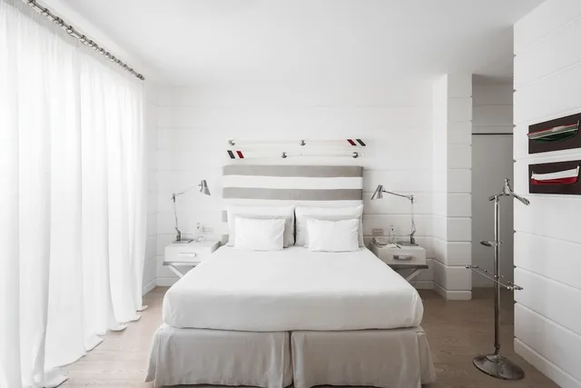 Superior, Twin Beds, Sea Side، Jumeirah Capri Palace 2/3