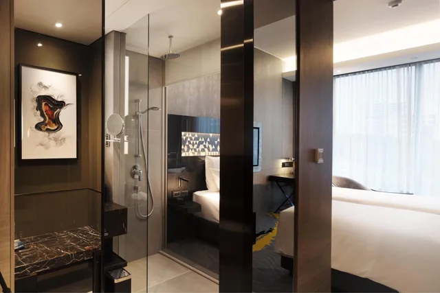 جناح بريميير بسرير كينج مع دخول الصالة في طابق مرتفع، NOVOTEL SINGAPORE ON STEVENS 9/10
