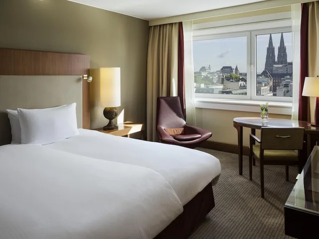 Domblick, Deluxe, King Bed، Pullman Cologne 2/10