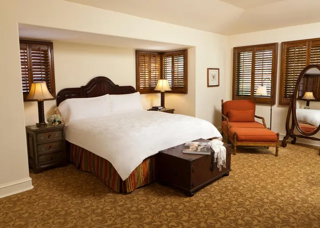 جناح بإطلالة، Langham Huntington Pasadena 2/4