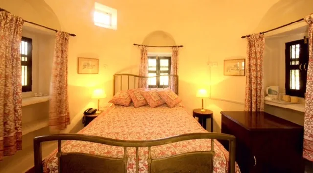 غرفة ديلوكس بإطلالة على الحديقة، Welcomeheritage Bijayniwas Palace 5/8