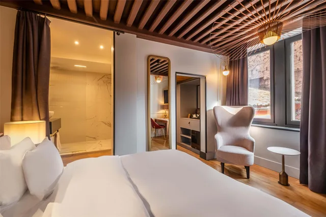 غرفة سوبيريور، Cour des Loges Lyon, A Radisson Collection Hotel 3/7