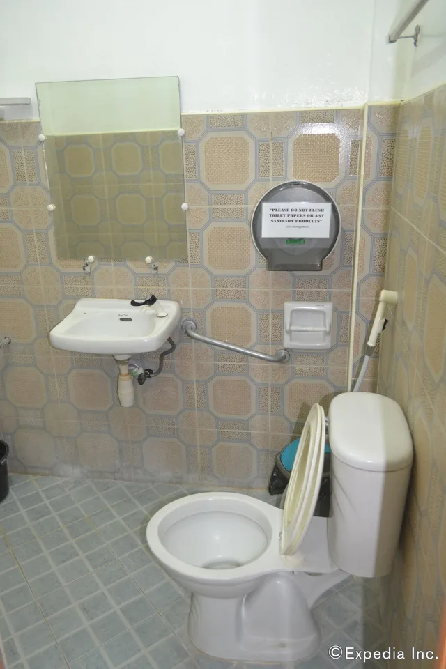 غرفة عائلية بستة أسرّة، Antonio's Apartelle & Suites 2/2