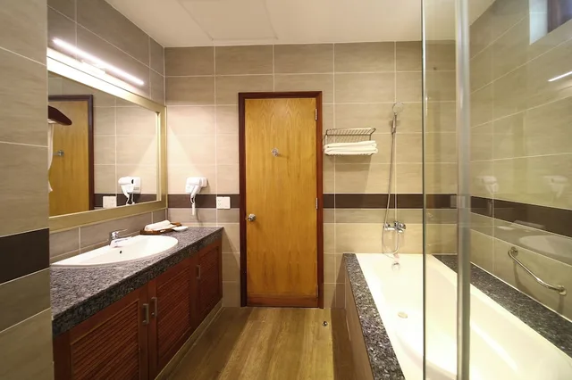 غرفة غراند ديلوكس بسرير كينج بإطلالة على البحر، Phu Hai Beach Resort & Spa Phan Thiet 10/10