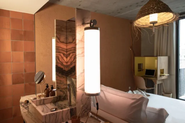 غرفة بسرير مزدوج بشرفة، MOB House 1/2