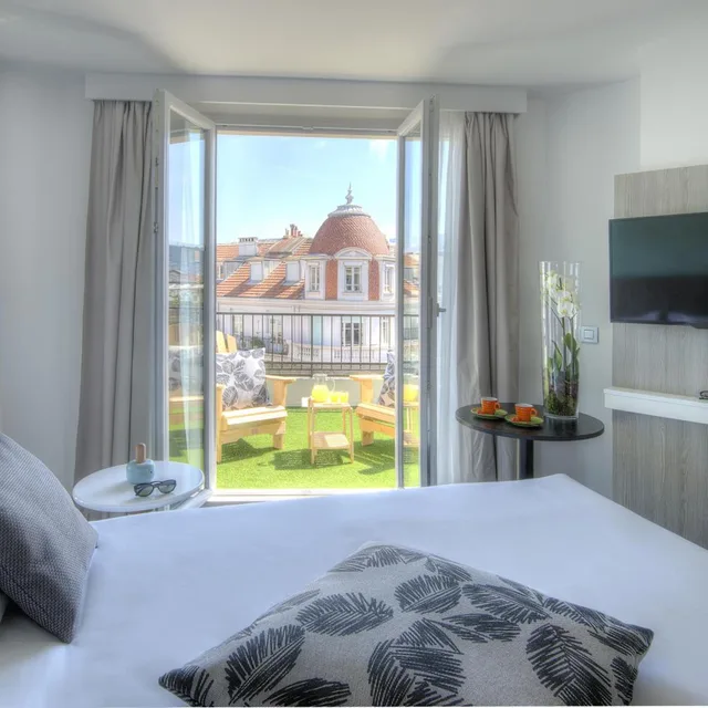 غرفة بسرير كوين بإطلالة على المدينة بشرفة، Ibis Styles Nice Centre Gare 5/10