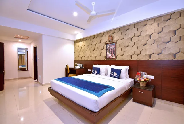 جناح بسرير كينج، I V Sanctum Hotel 1/2