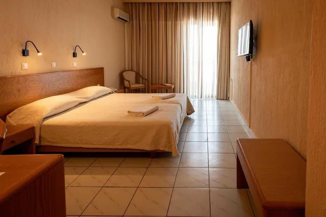 Standard, Garden or Mountain View، Malia Bay Beach Hotel And Bungalows 5/10