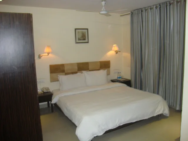 غرفة تنفيذية بسرير مزدوج، Lords Eco Inn Dahej 3/7