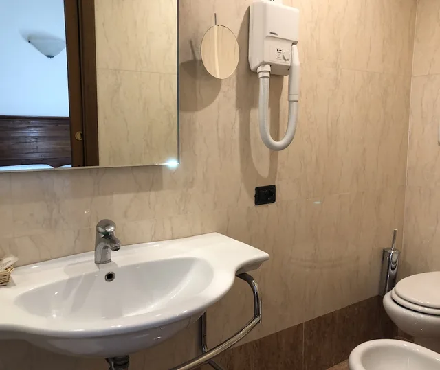 Classic, Single, Single Bed, Le Due Fontane 3/3