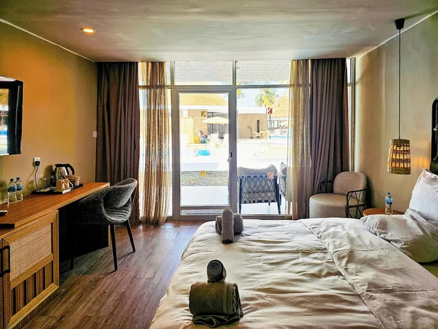 غرفة بريميوم بسريرين منفصلين بإطلالة على المسبح، Kombo Beach Resort 10/10