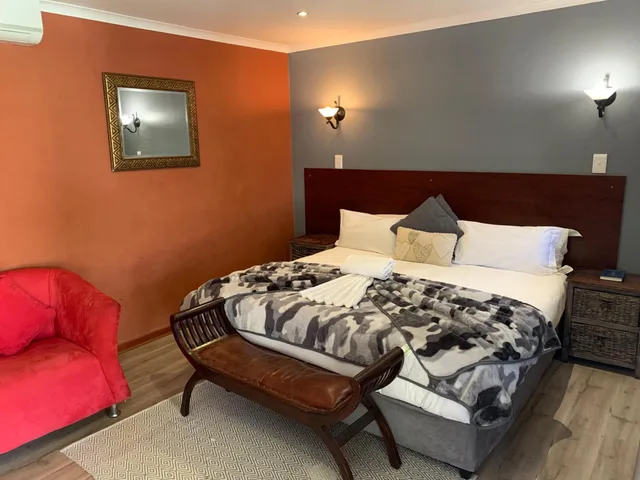 غرفة أساسية بسرير كينج، Monte Christo Country Lodge 1/3