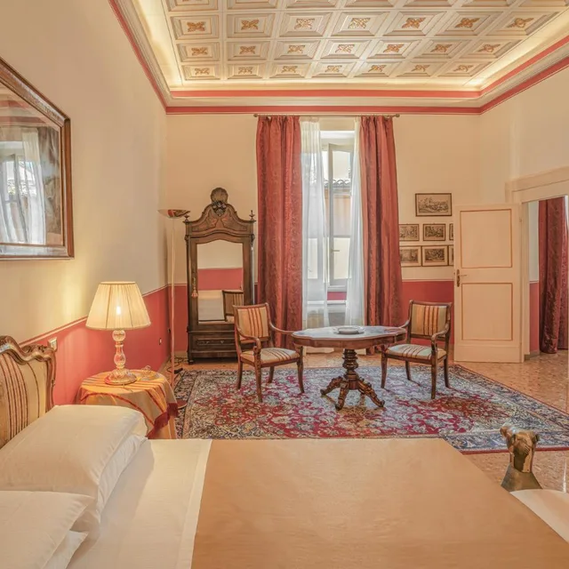 جناح بسرير كينج، Palazzo Rotati 5/6