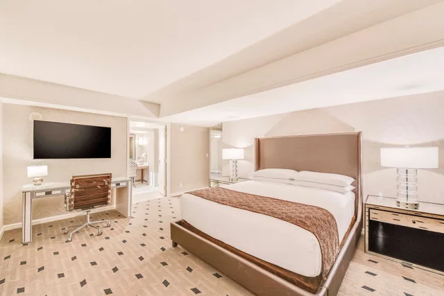 جناح بسرير كينج بإطلالة على البحيرة، Caesars Republic Lake Tahoe 2/10