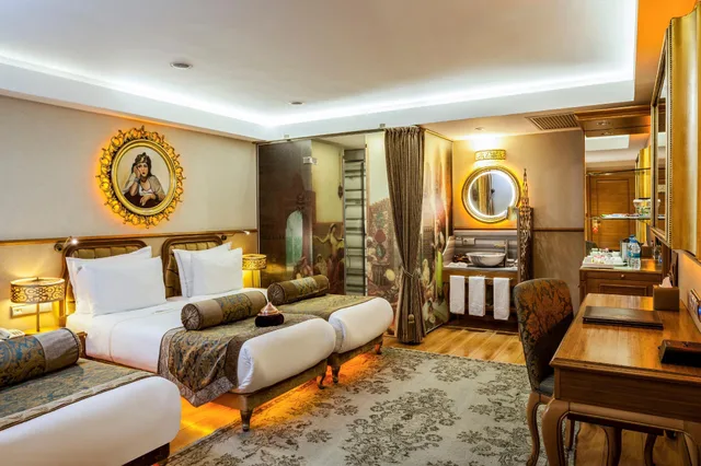 غرفة ديلوكس بسرير مزدوج مع أريكة، Hotel Sultania Boutique Class 2/2