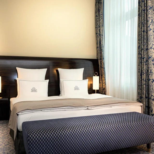 Guest Room, Deluxe, Twin Beds, Hotel Atlantic Hamburg, Autograph Collection 3/8