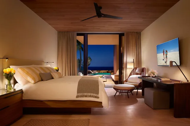 3 Bedrooms, Residence, 2 King Beds, 2 Queen Beds, Coast View, Sofa, with Pool، Montage Los Cabos 1/2