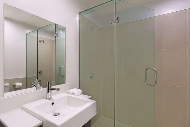 شقة بسرير كينج بغرفة نوم واحدة مع أريكة، Adina Apartment Hotel Auckland, Britomart 4/5