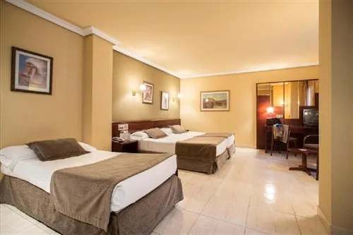 غرفة ثلاثية، HOTEL IMPERIAL(ex. HUSA IMPERIAL) 1/1