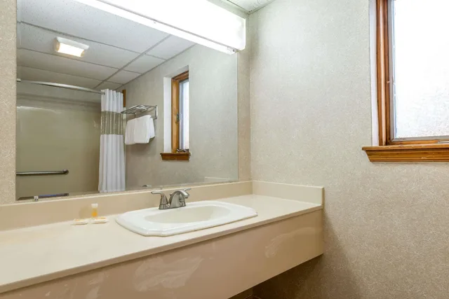 Room, 2 Double Beds, Days Inn By Wyndham Vineland 6/7