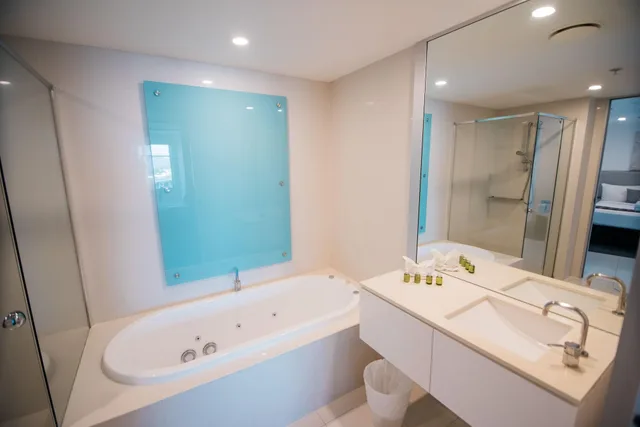 شقة عائلية بإطلالة على المدينة بغرفة نوم واحدة بحوض جاكوزي، Q1 Resort and Spa 4/4