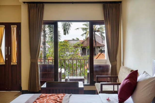 غرفة ديلوكس بسريرين منفصلين بإطلالة على المسبح، Kusuma Resort 4/10