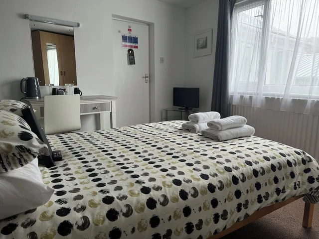 غرفة قياسية بسرير مزدوج، St George's Guesthouse 3/10